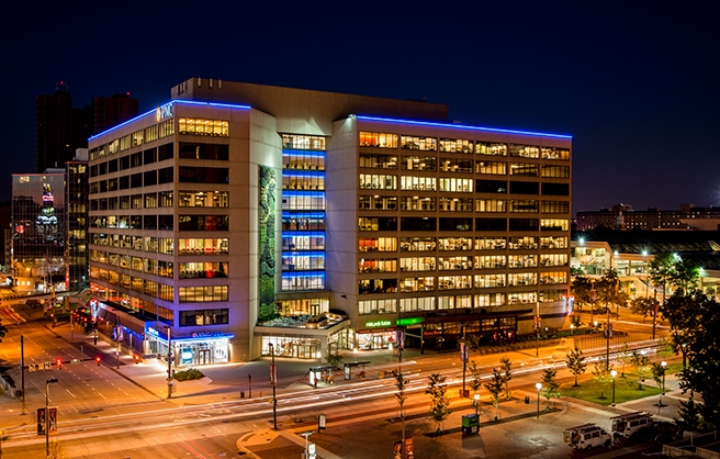 1 E Pratt St, Baltimore, MD for lease Building Photo- Image 1 of 3