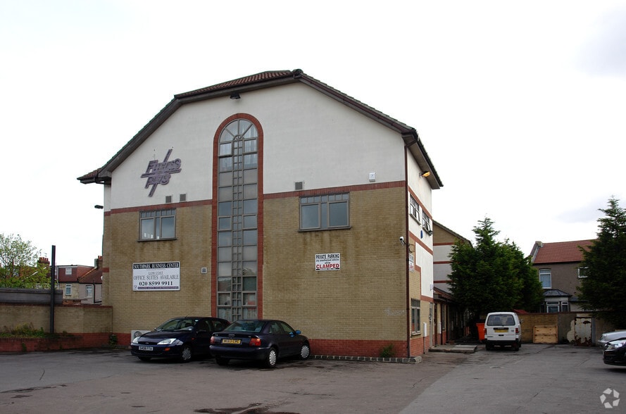 298-310 Green Ln, Ilford for lease - Building Photo - Image 2 of 6