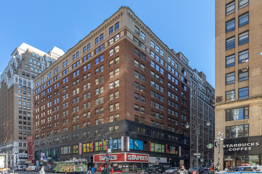 500 Eighth Ave, New York, NY for lease - Building Photo - Image 3 of 13