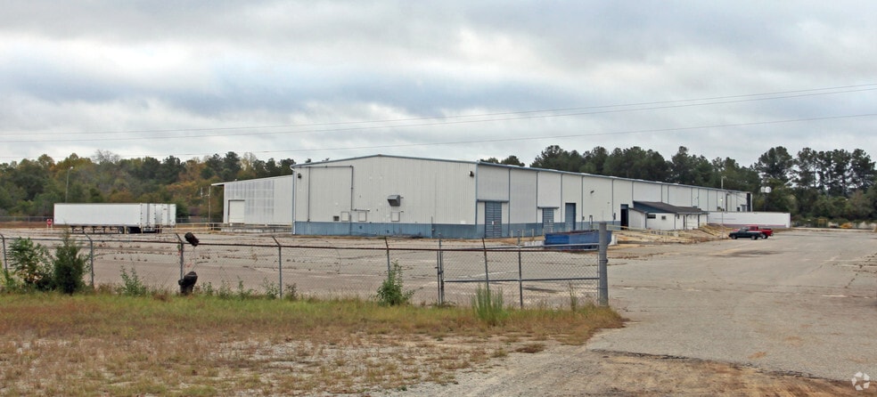 185 W Jones Ln, Lugoff, SC for sale - Primary Photo - Image 1 of 1