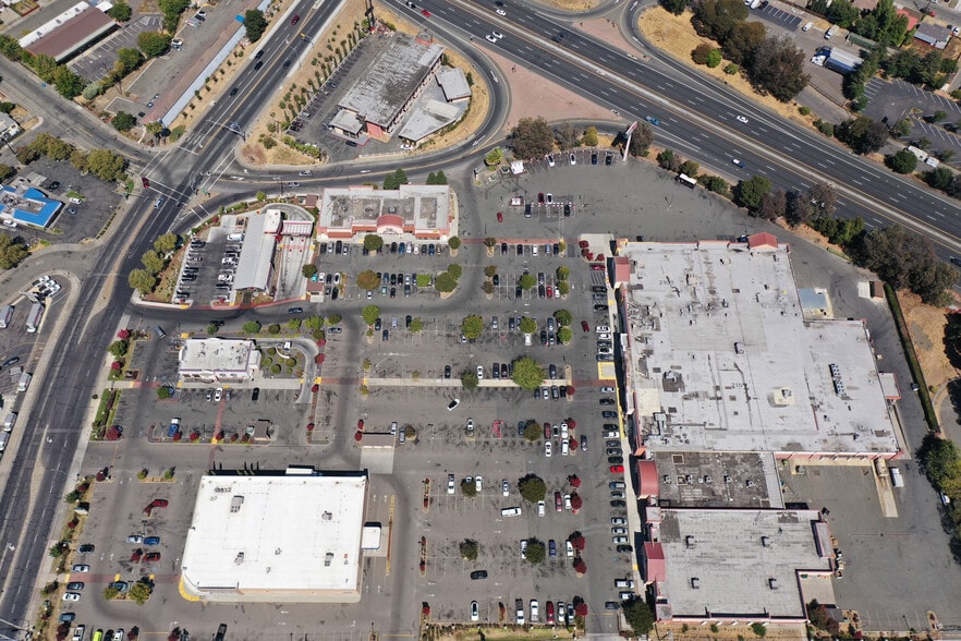 2001-2111 Solano Ave, Vallejo, CA for lease - Building Photo - Image 3 of 13