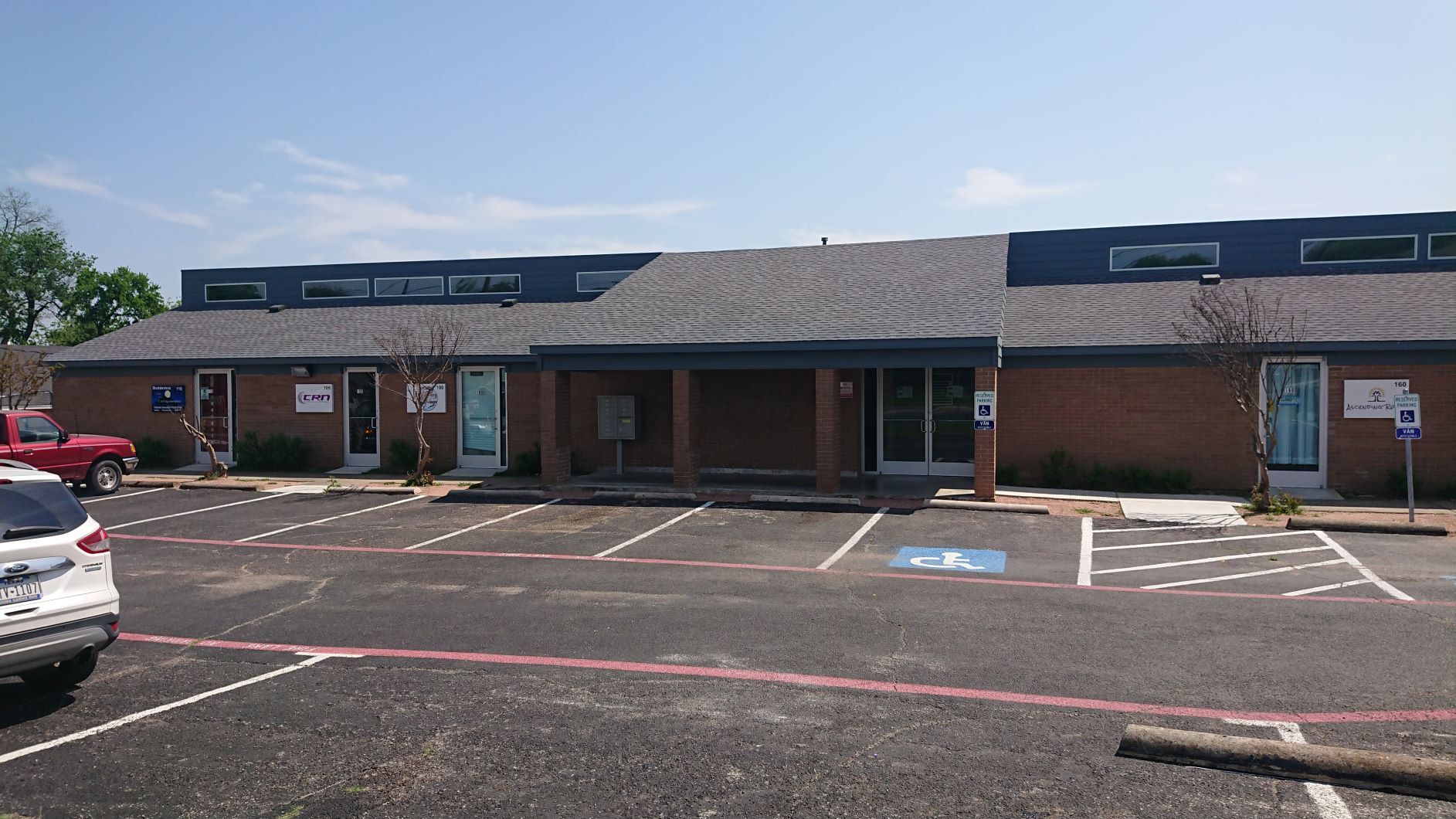 880 W Kiest Blvd, Dallas, TX for sale Building Photo- Image 1 of 1