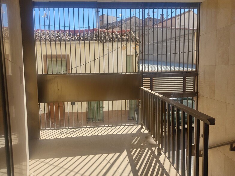 Calle Real, 1, Huerta de Valdecarábanos, Toledo for sale - Interior Photo - Image 3 of 13