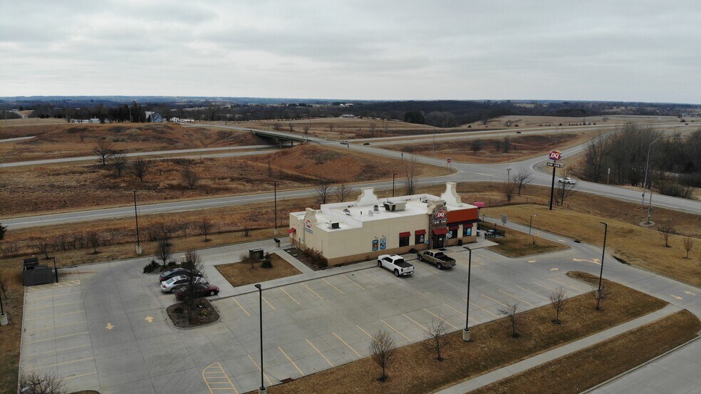 325 Roosevelt Rd, Pella, IA 50219 Dairy Queen