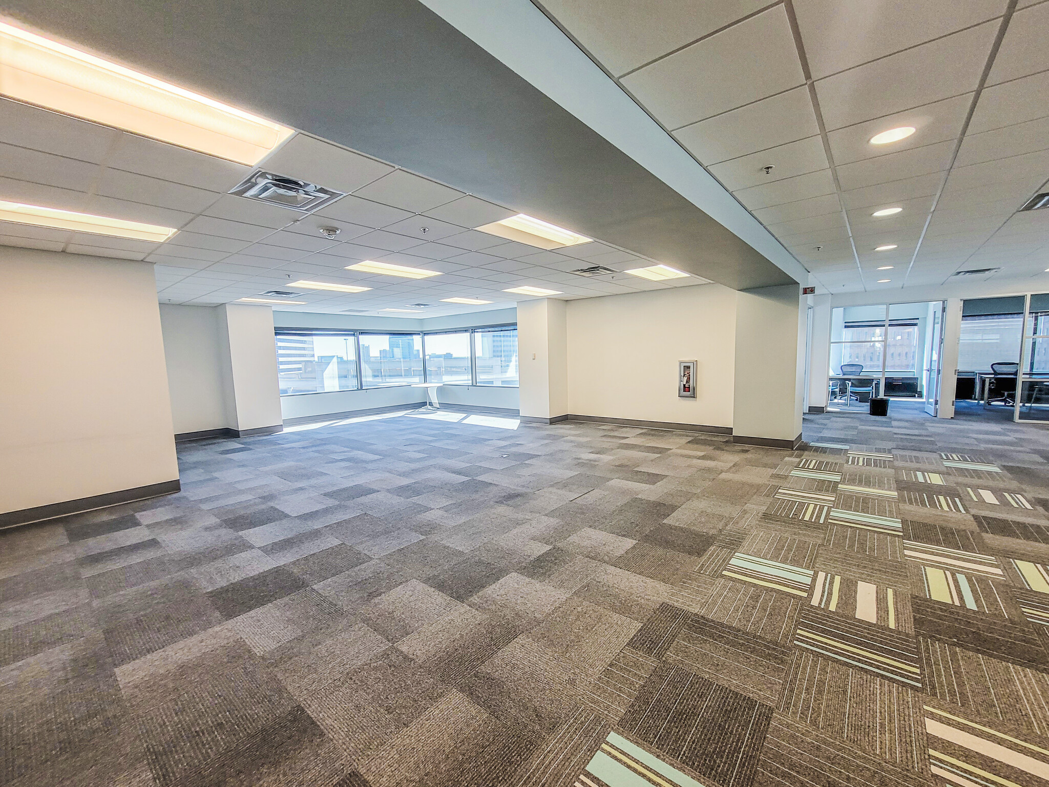 301 W Bay St, Jacksonville, FL for lease Interior Photo- Image 1 of 14