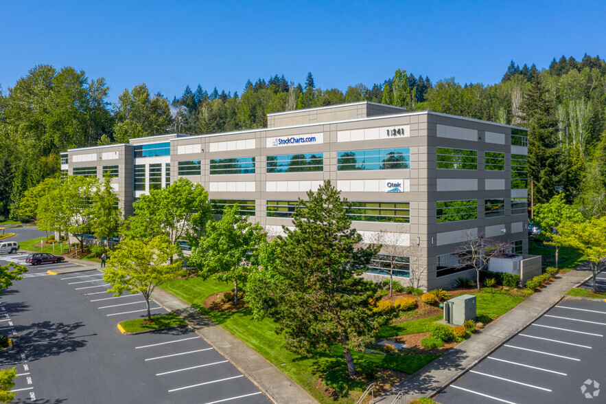 11241 Willows Rd NE, Redmond, WA for lease - Primary Photo - Image 1 of 5