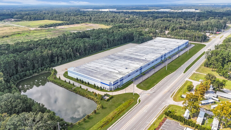 1315 Dean Forest Rd, Savannah, GA for lease - Building Photo - Image 2 of 4