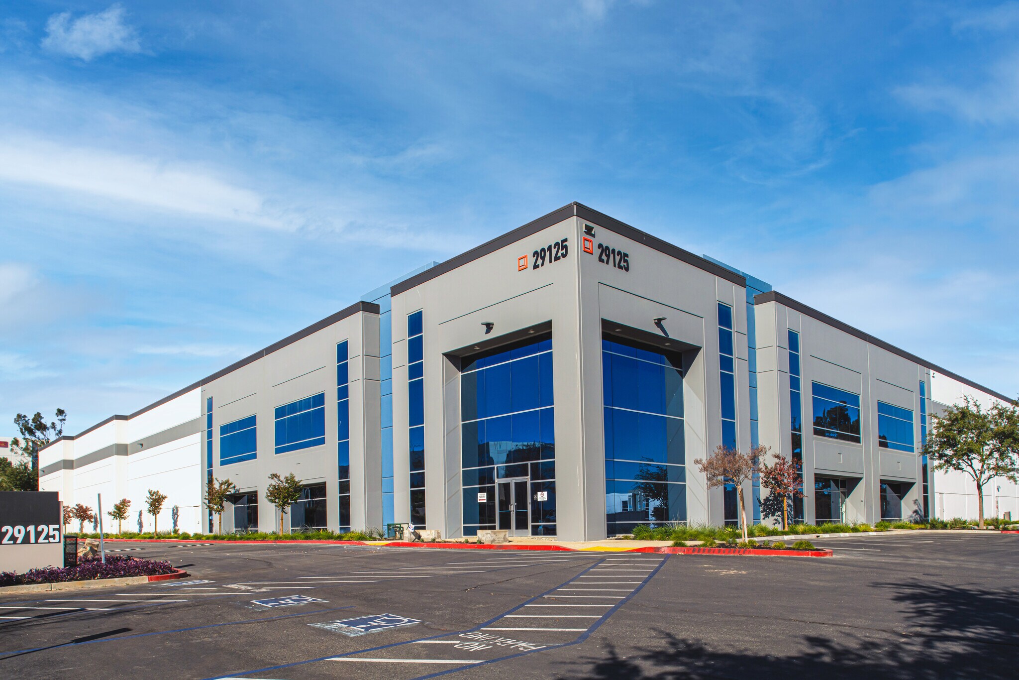 29125 Avenue Paine, Valencia, CA for lease Building Photo- Image 1 of 10