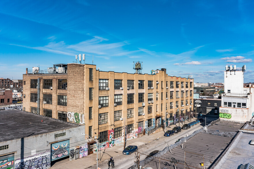 195 Morgan Ave, Brooklyn, NY for lease - Building Photo - Image 2 of 26