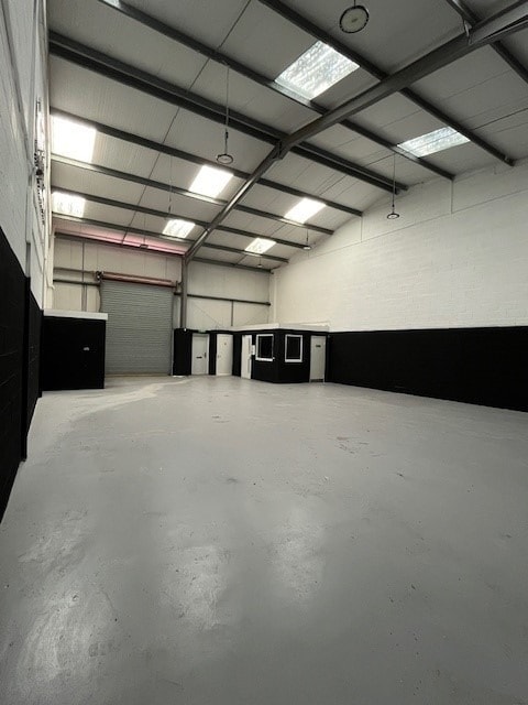 5 Hawkins Ln, Burton On Trent for lease Building Photo- Image 1 of 2