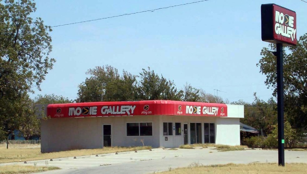 902 N Main St, Seymour, TX for sale - Building Photo - Image 1 of 1