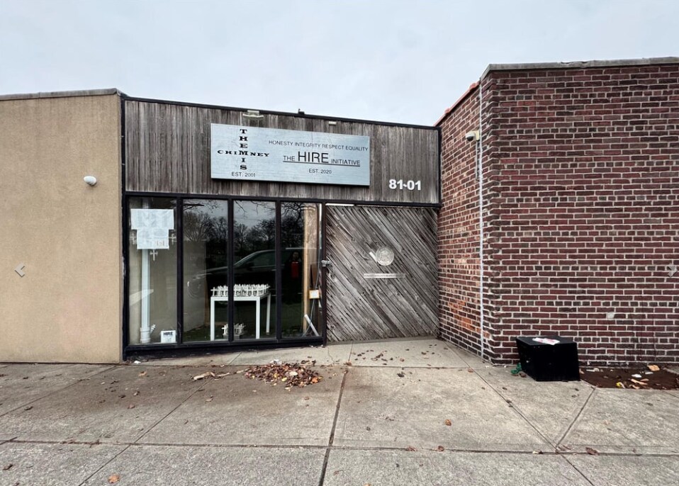 8101 Furmanville Ave, Middle Village, NY for lease Primary Photo- Image 1 of 2