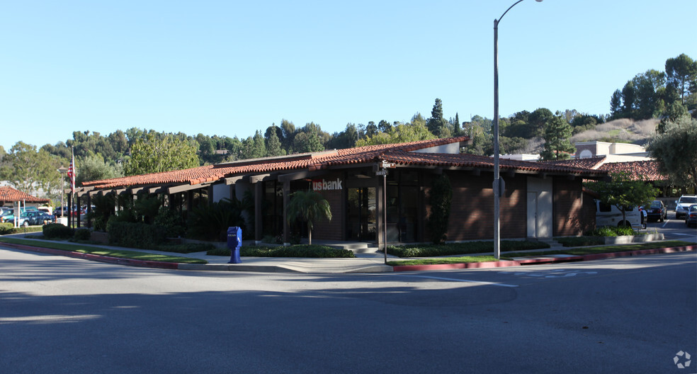 811-897 Silver Spur Rd, Rolling Hills Estates, CA for lease - Building Photo - Image 2 of 23