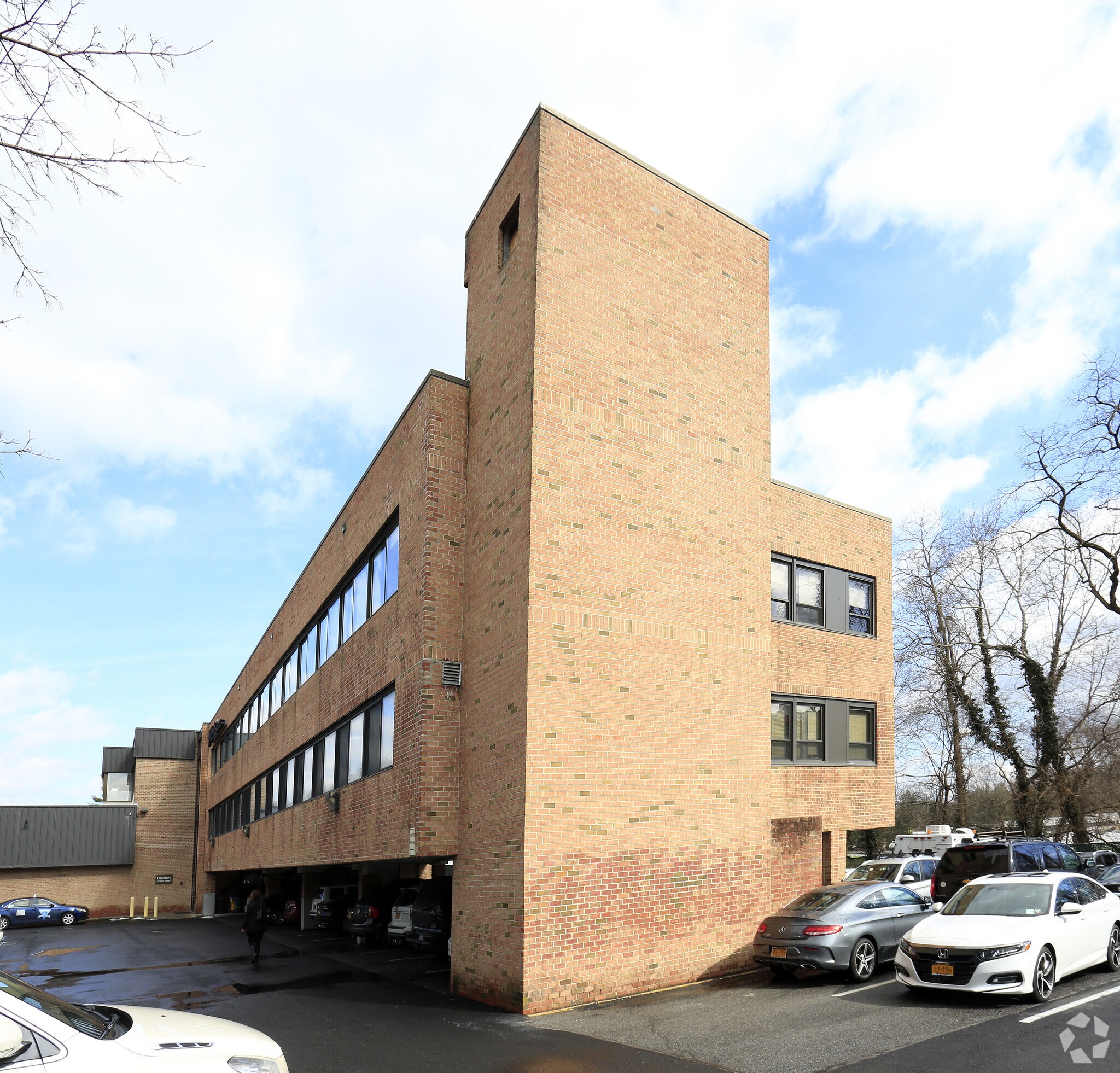 77 Quaker Ridge Rd, New Rochelle, NY 10804 North Ridge Plaza