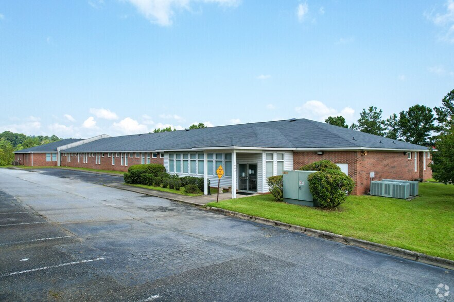 1003 25th Ave, Phenix City, AL for sale - Primary Photo - Image 1 of 1