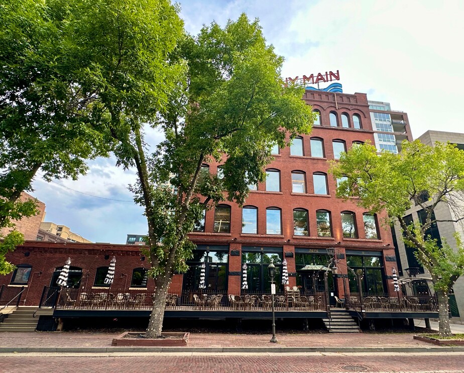 219 SE Main St, Minneapolis, MN for sale Building Photo- Image 1 of 1