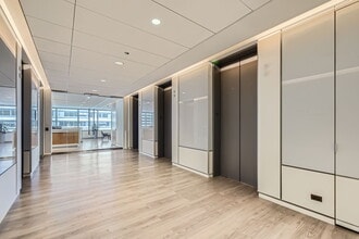 1 N Franklin St, Chicago, IL for lease Building Photo- Image 2 of 13