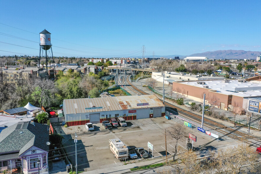 741 Auzerais Ave, San Jose, CA for sale - Aerial - Image 2 of 4