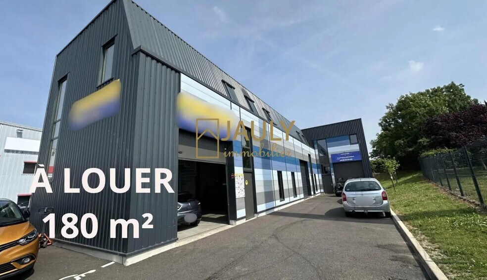 Flex in Mareuil-lès-Meaux for lease - Building Photo - Image 2 of 11