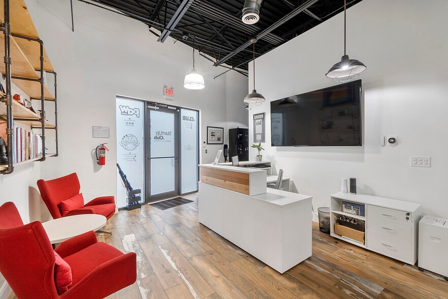 701-705 N Andrews Ave, Fort Lauderdale, FL for lease - Interior Photo - Image 2 of 15