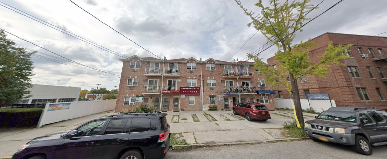 4324 215th St, Bayside, NY for lease Interior Photo- Image 1 of 5