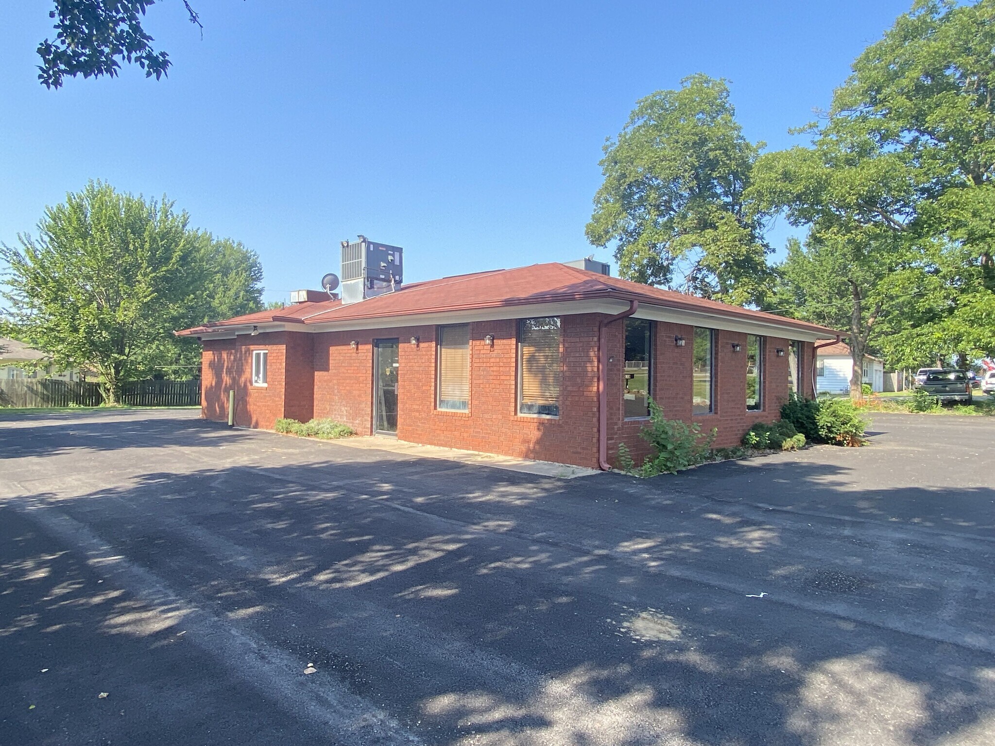 1050 E Main St, Booneville, AR for sale Primary Photo- Image 1 of 1