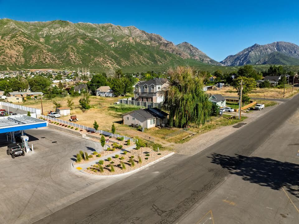 55 S 300 E Santaquin UT 84655 - 55 S 300 E Santaquin UT Building Photo 3 LargeHighDefinition