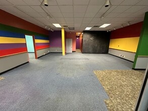 1100 SW 28th St, Wyoming, MI for lease Interior Photo- Image 1 of 6