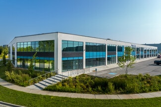 More details for 800 Laurentian Dr, Burlington, ON - Industrial for Sale