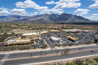 La Canada Dr, Oro Valley, AZ - aerial  map view - Image1