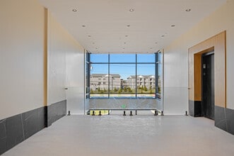 18 Cox Cro Rd, Toms River, NJ for lease Interior Photo- Image 2 of 4