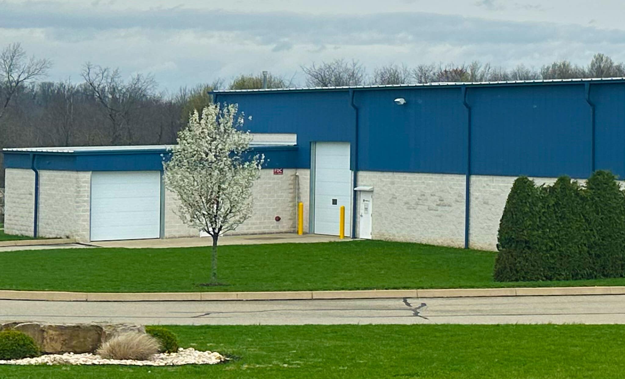 122 Equity Dr, Greensburg, PA for lease Building Photo- Image 1 of 1