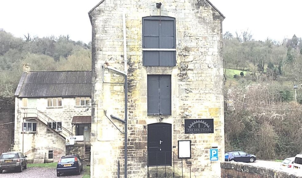 London Rd, Brimscombe for sale - Primary Photo - Image 1 of 1