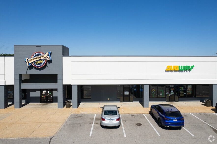 10722-10760 Sunset Hills Plz, Saint Louis, MO for lease - Building Photo - Image 3 of 4