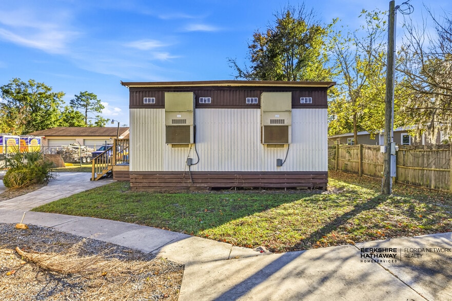 5876 Old Timuquana Rd, Jacksonville, FL for lease - Building Photo - Image 3 of 33