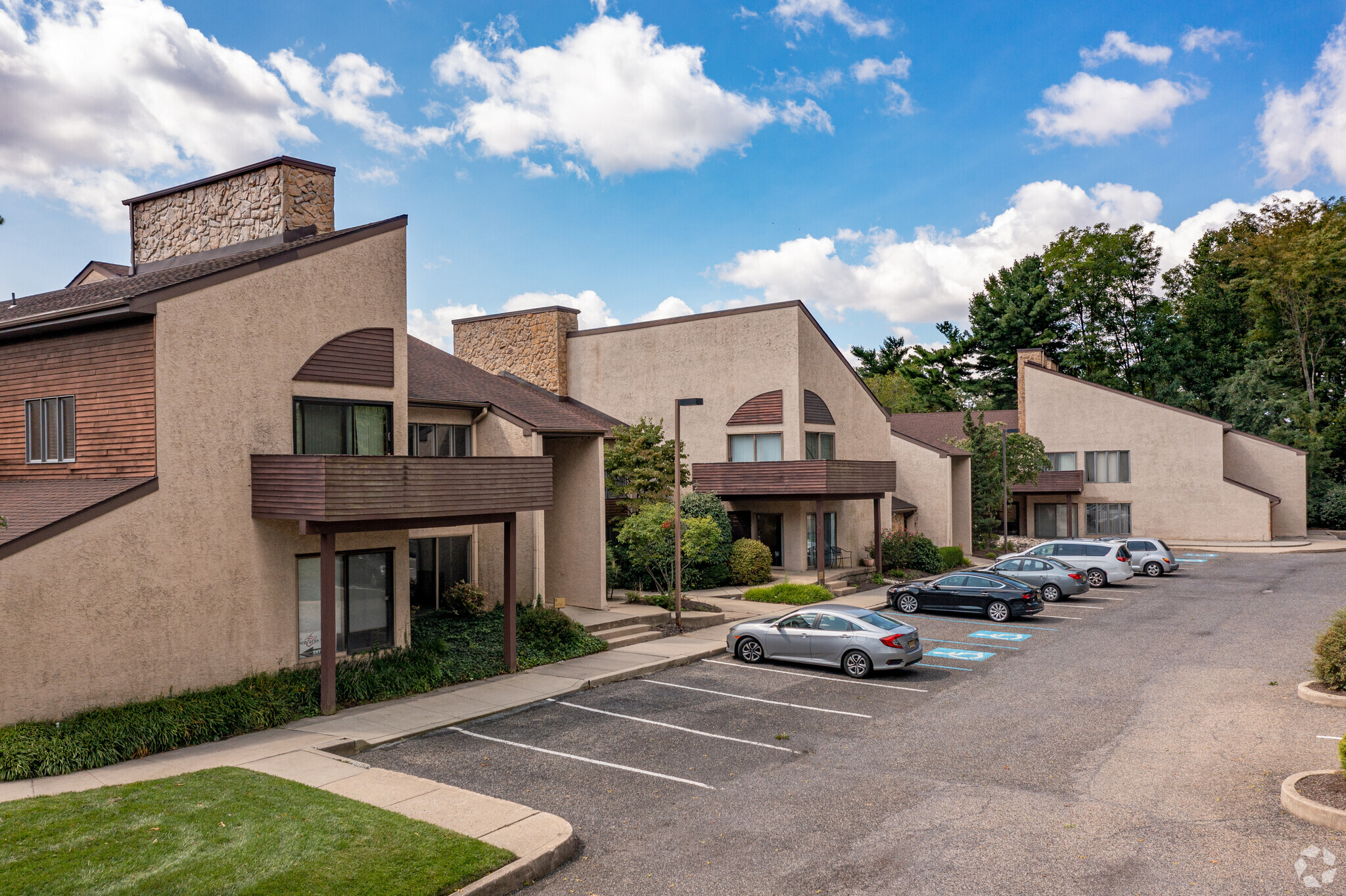 1236 Brace Rd, Cherry Hill, NJ for sale Primary Photo- Image 1 of 11