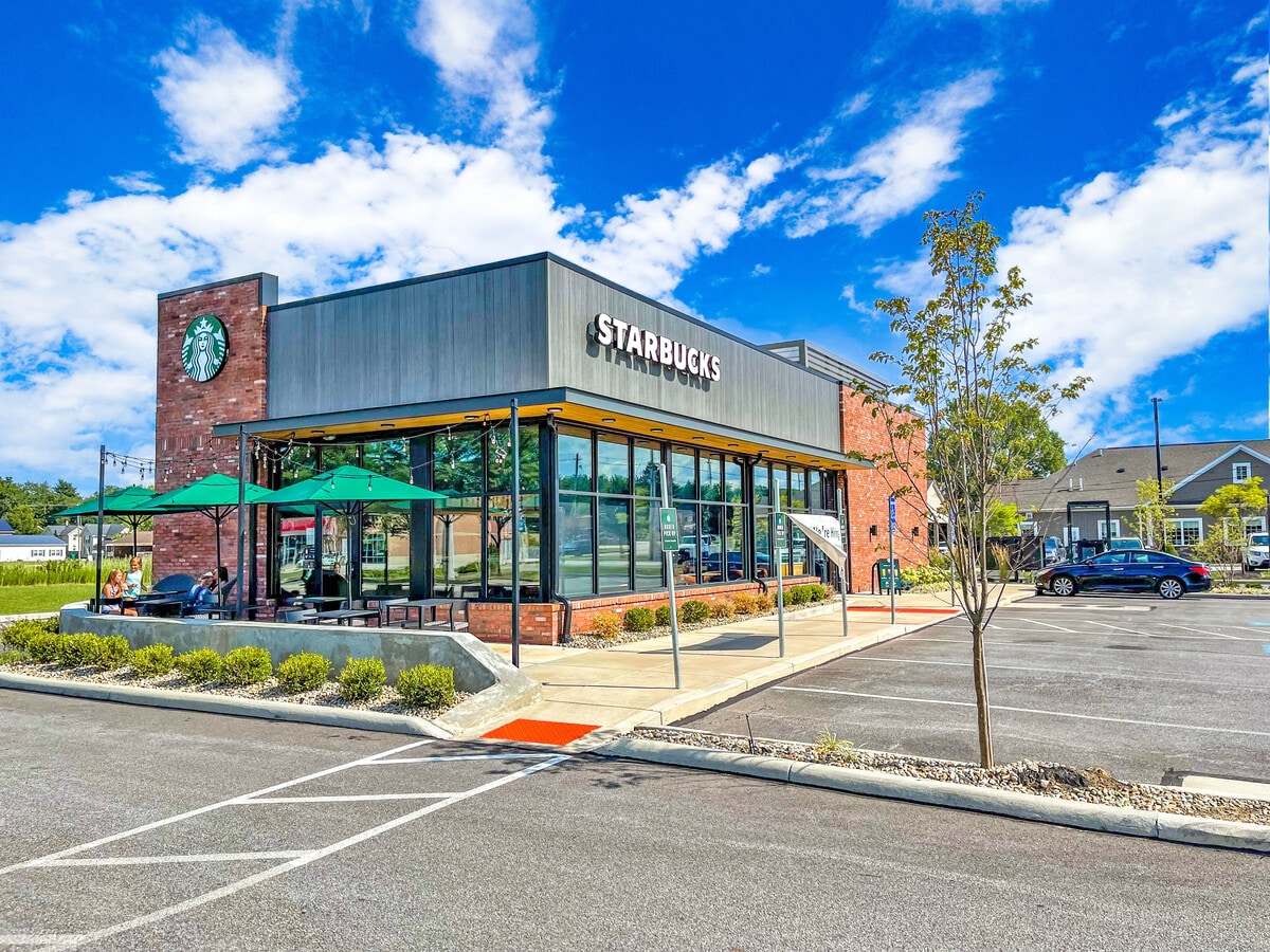 255 Center St, Chardon, OH 44024