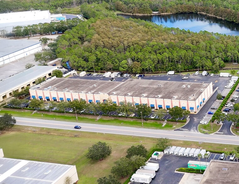 6600-6626 Kingspointe Pky, Orlando, FL for lease - Building Photo - Image 3 of 13