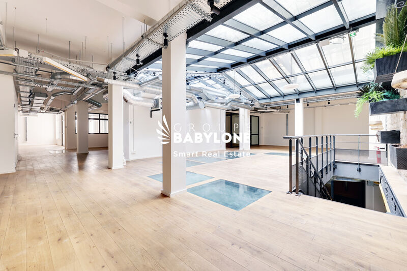40 Rue De Paradis, Paris for lease - Interior Photo - Image 2 of 12