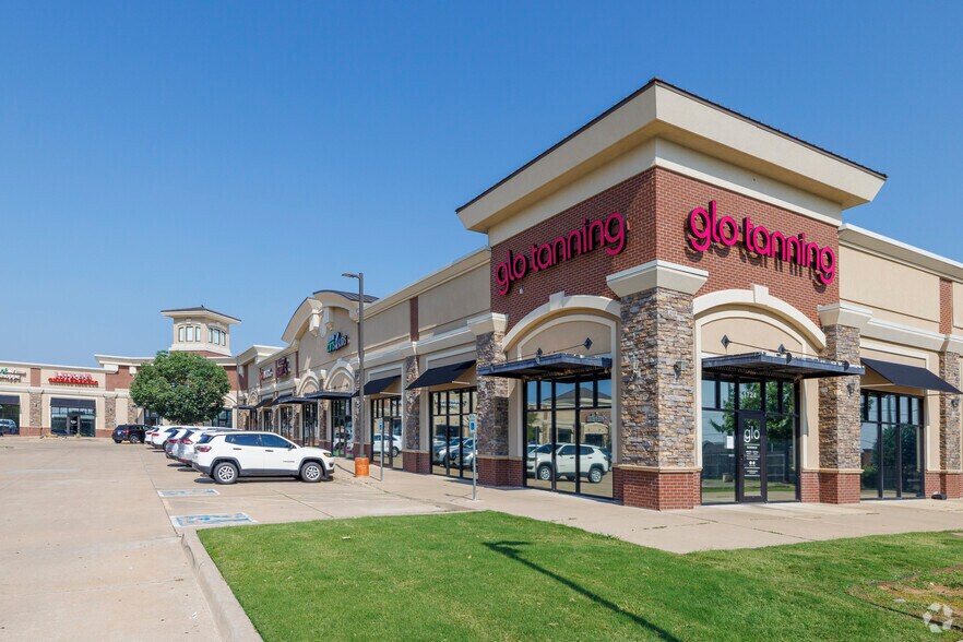 1656-1728 N 9th St, Broken Arrow, OK for sale - Primary Photo - Image 1 of 1