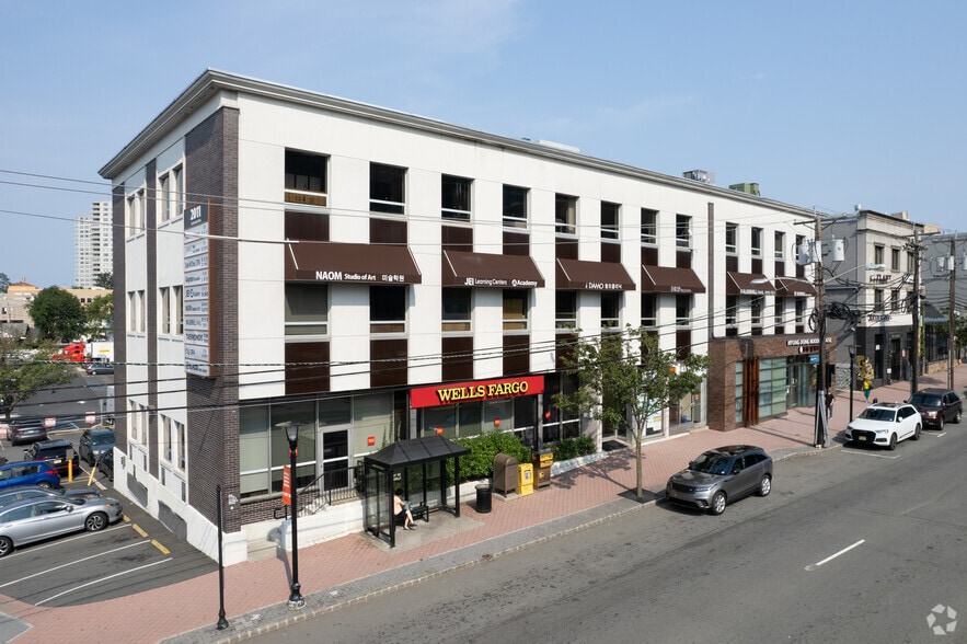 2011-2013 Lemoine Ave, Fort Lee, NJ for sale - Building Photo - Image 1 of 1