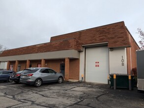 106-116 E College Ave, Westerville, OH for lease Building Photo- Image 2 of 10