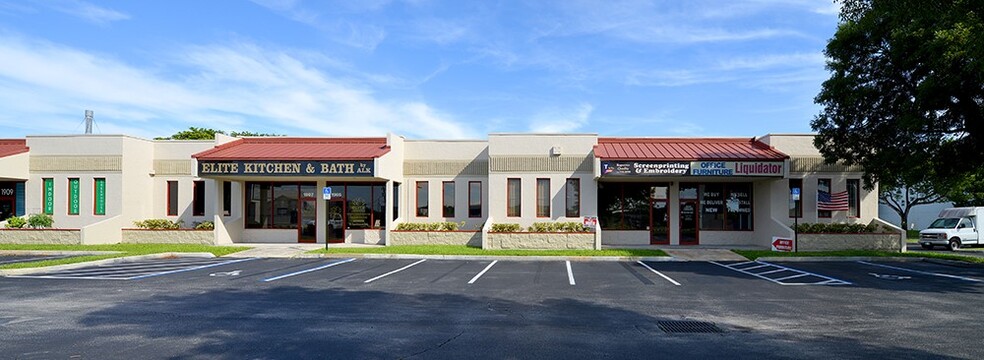 1927-1933 W Copans Rd, Pompano Beach, FL for lease - Building Photo - Image 1 of 7