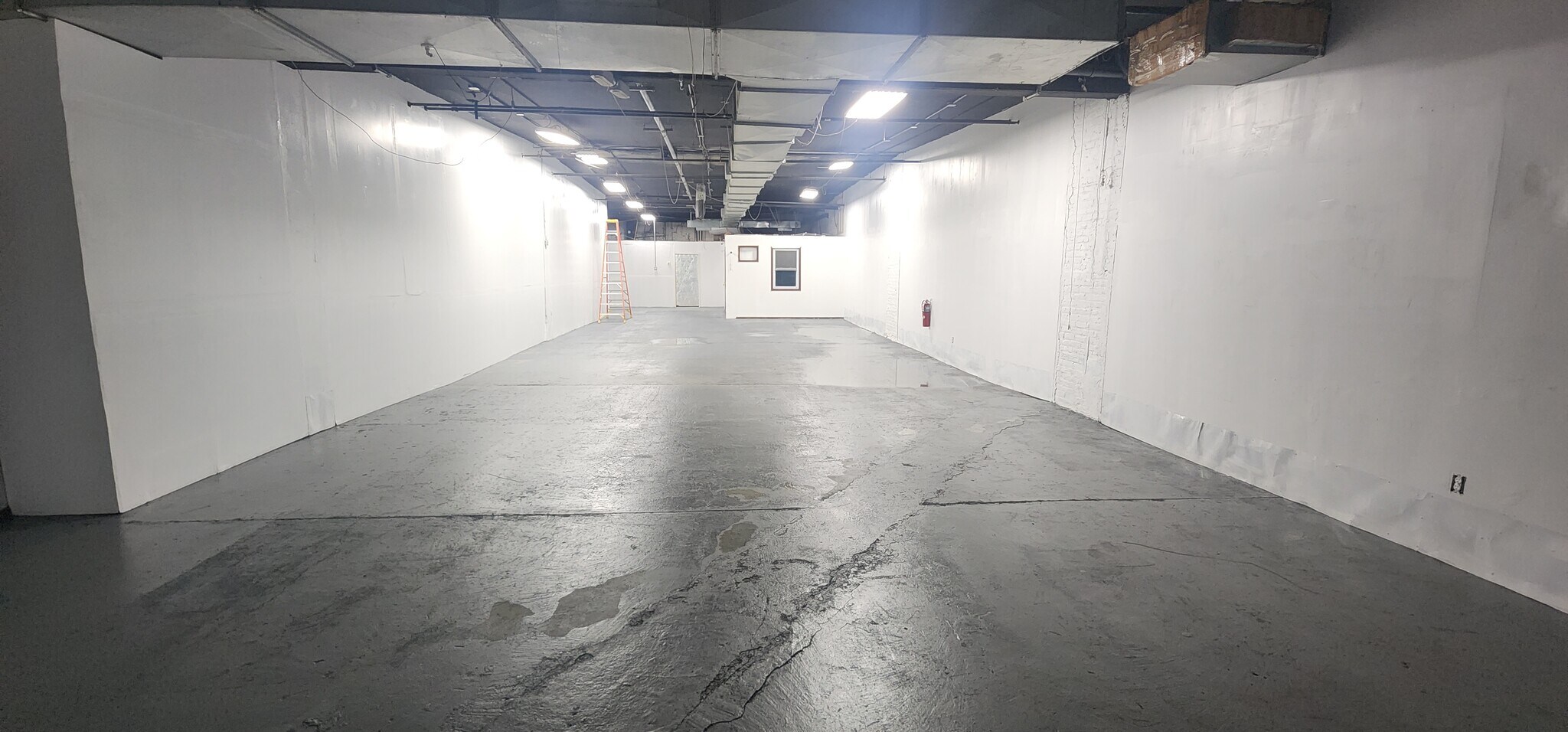 284 Junius St, Brooklyn, NY for lease Interior Photo- Image 1 of 16