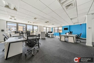 1 Station Appr, Staines for lease Interior Photo- Image 2 of 6