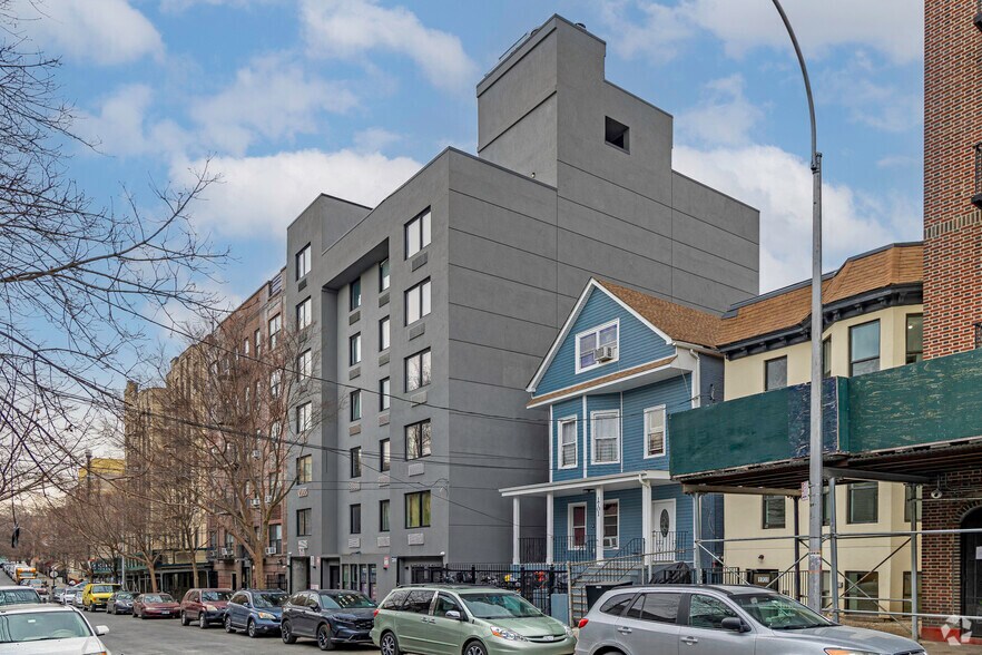 1699 Topping Ave, Bronx, NY for sale - Primary Photo - Image 1 of 1