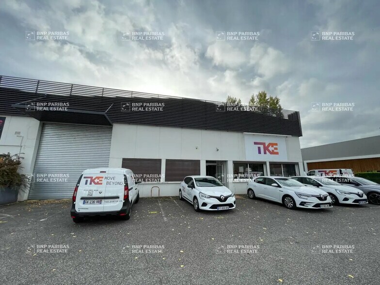 Flex in Toulouse for lease - Building Photo - Image 1 of 26