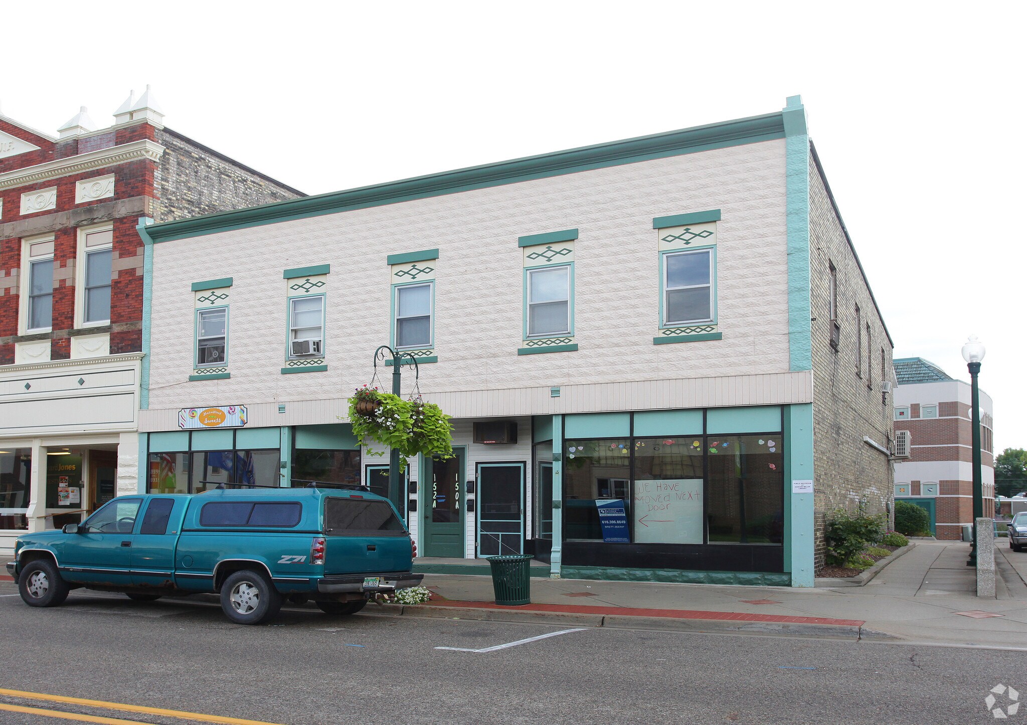 150 E Main Ave, Zeeland, MI for sale Primary Photo- Image 1 of 1