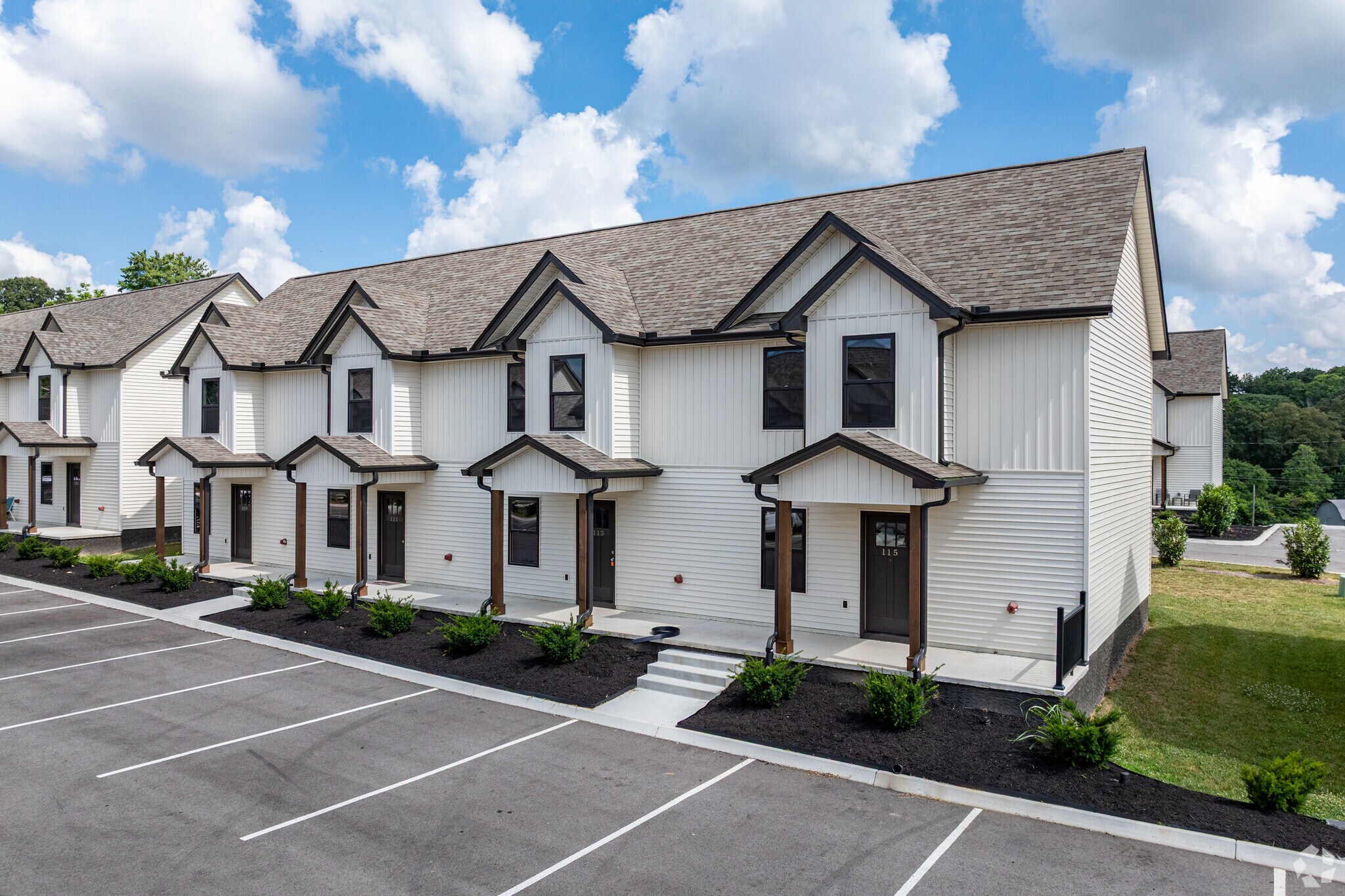 1400 Pine Top St, Lenoir City, TN for sale Primary Photo- Image 1 of 1