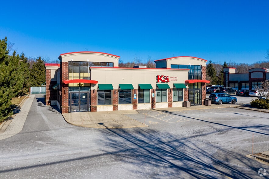 Franklin Commons portfolio of 2 properties for sale on LoopNet.com - Building Photo - Image 1 of 3